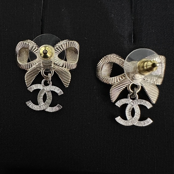 CHANEL 24K Two Toned CC Drop Earrings - Picture 4 of 6